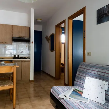 Apartment Cozy Flat In The Area In *