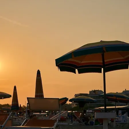 아파트 Beachside For Families And Friends